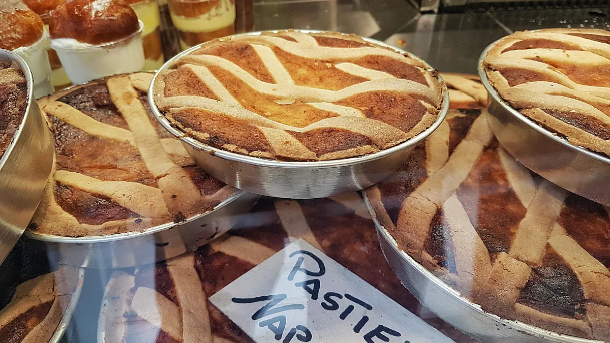 Pastiera napoletana in un negozio