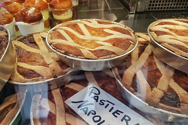 Pastiera napoletana in un negozio