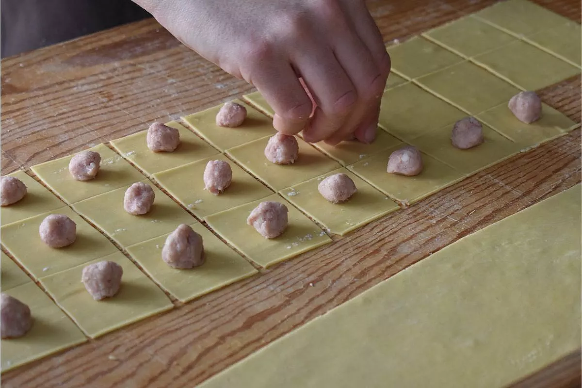 Ripieno tortellini di Bologna