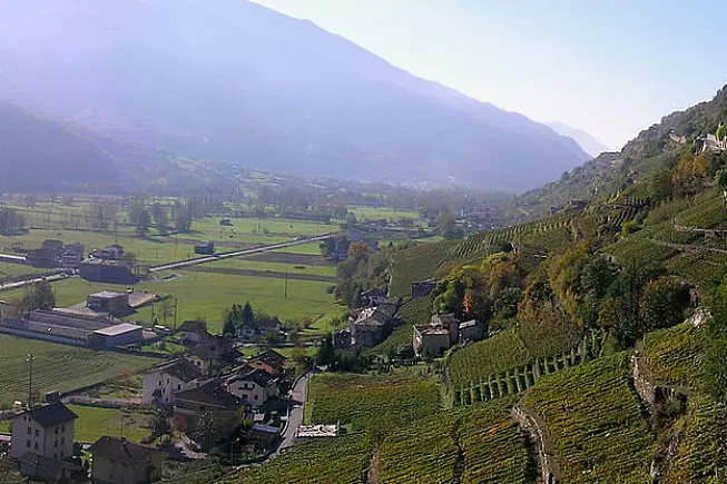 foto copertina di Arnaldo Zitti - Photo taken by me (two foto combination), CC BY 2.5, https://commons.wikimedia.org/w/index.php?curid=756864