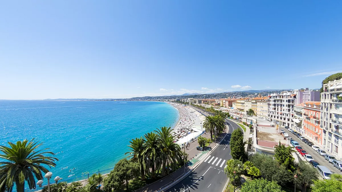 Nizza, Italie à la Table 