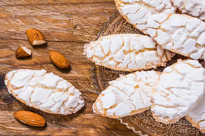Riciarelli di Siena biscotti toscani alle mandorle