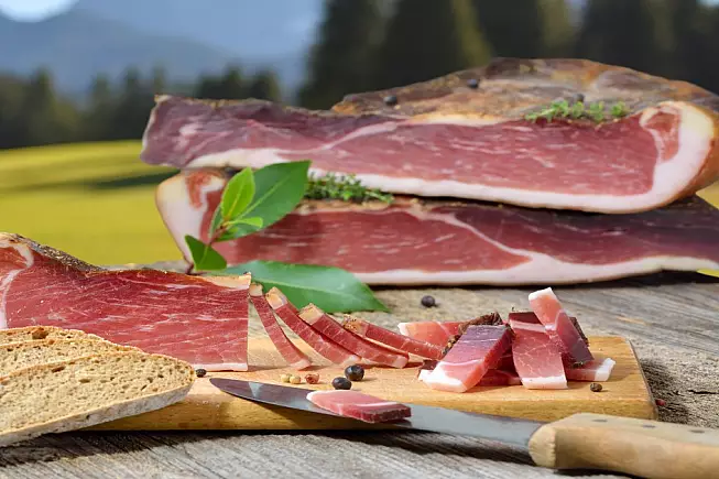Speck insaccato 