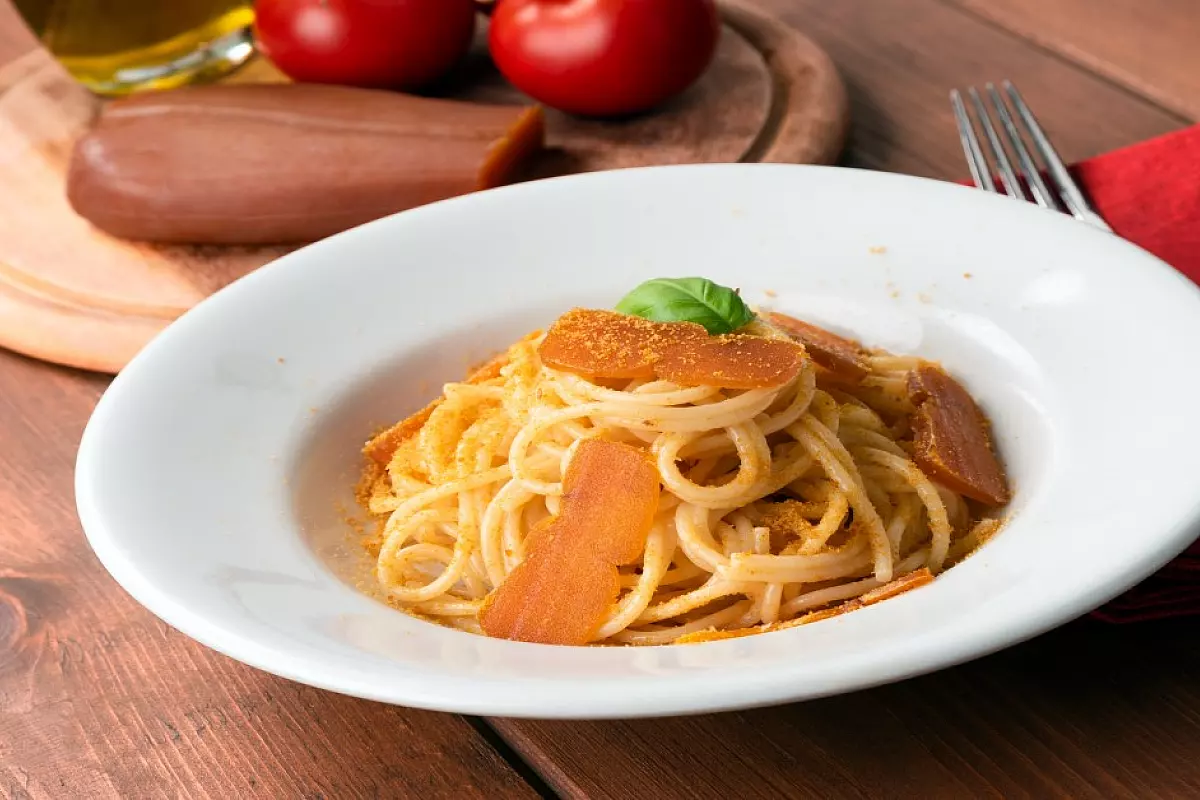 Spaghetti con la bottarga