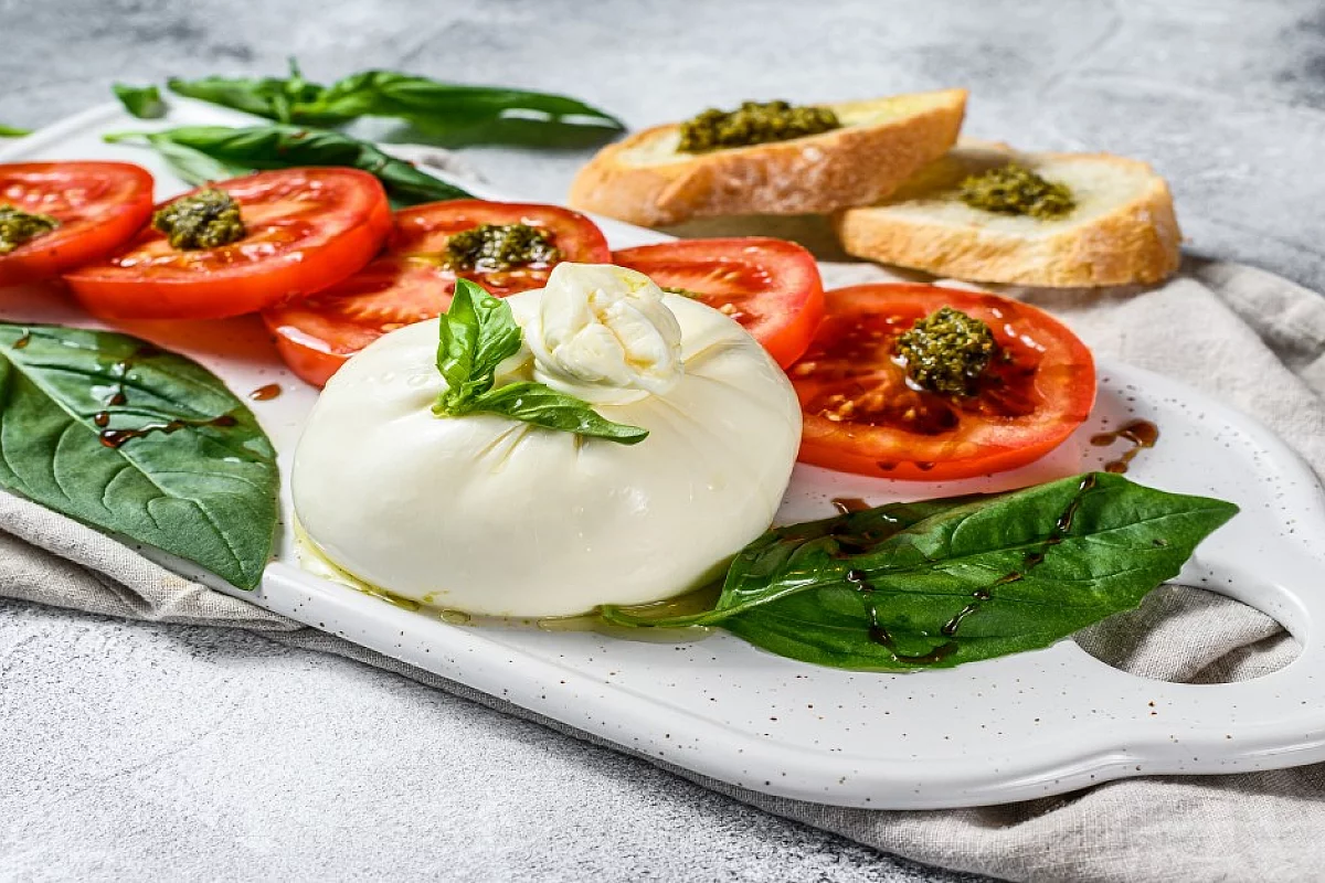 Burrata pesto e pomodori