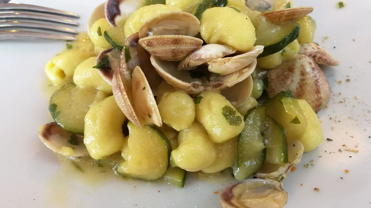 gnocchi vongole e zucchine
