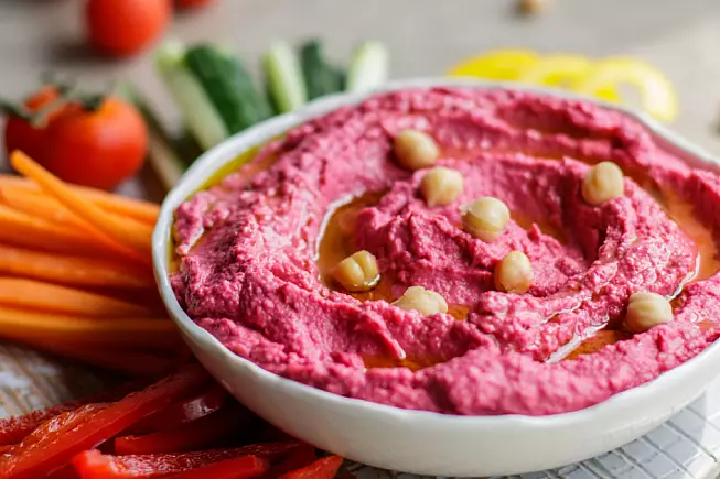 hummus barbabietola