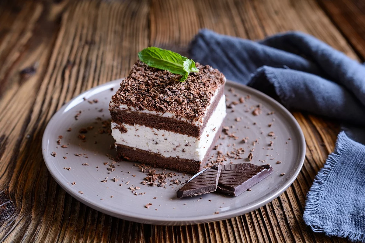 Torta al cioccolato con crema alla ricotta