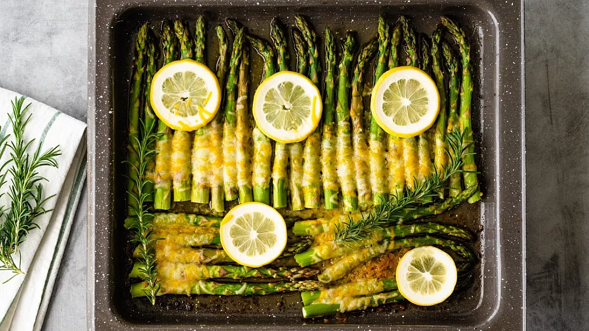 Asparagi alla parmigiana