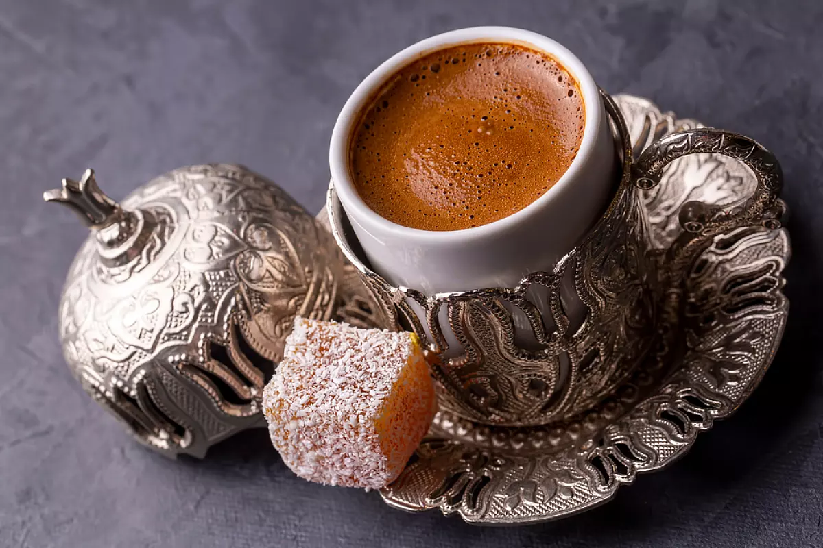 Un viaggio sensoriale nel cuore della Turchia: scopri il rituale del caffè  più affascinante!