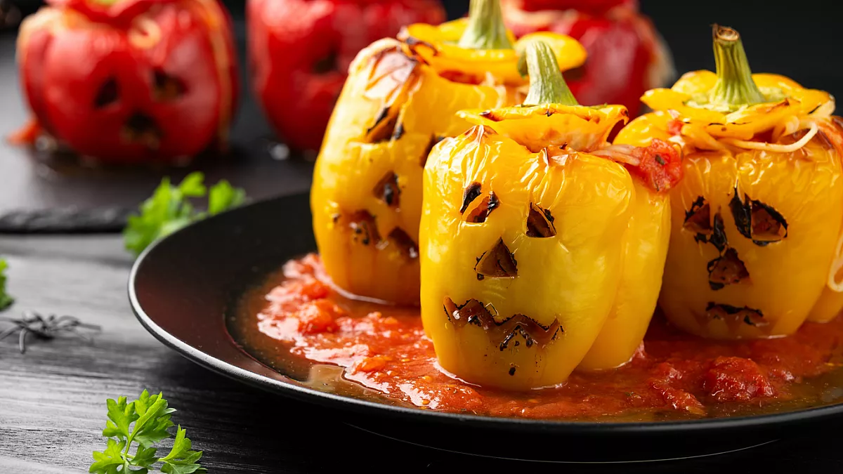 tagliolini e peperoni stregati per halloween