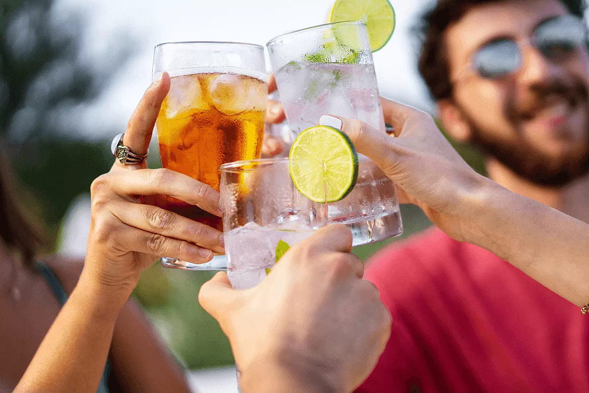 Generazione zeta beve meno alcol