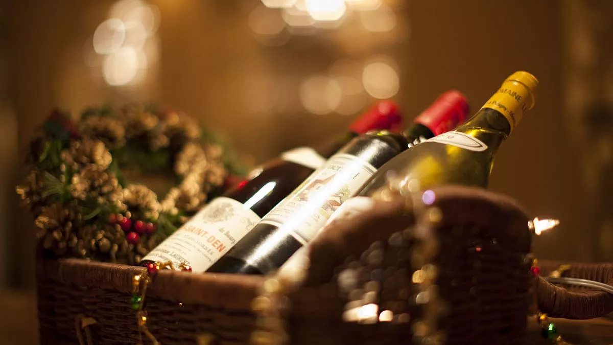 Bottiglie di vino per Natale le migliori scelte consigliate per gli amanti del buon bere 