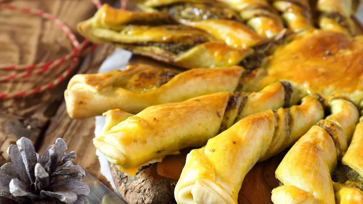 Stella di Natale di pasta sfoglia un capolavoro di gusto perfetto per le feste