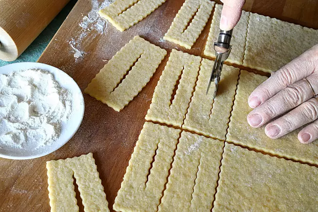 Bando alle chiacchiere