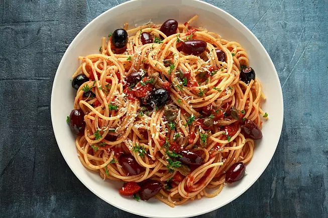 Spaghetti alla puttanesca, orgoglio del Lazio