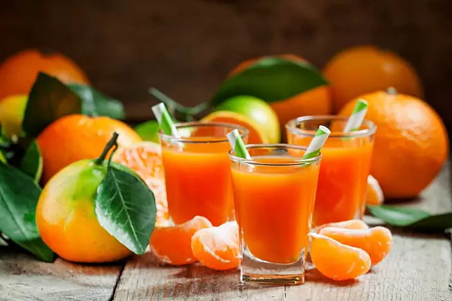 frutta arancione agrumi gennaio
