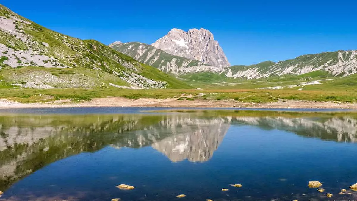 Il massiccio del Gran Sasso visto da Campo Imperatore