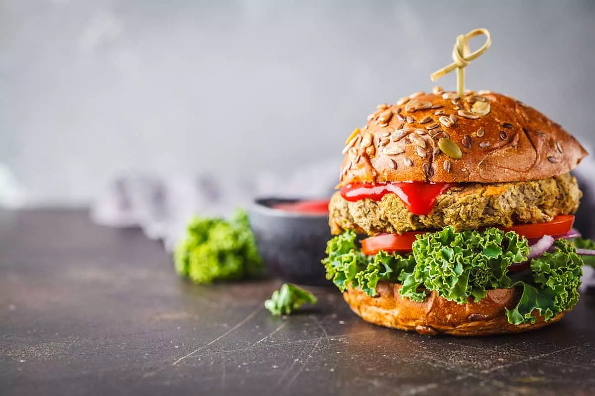 Burger di lenticchie: un goloso piatto unico vegetariano