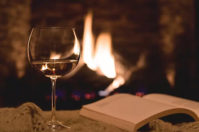 vino bianco inverno camino
