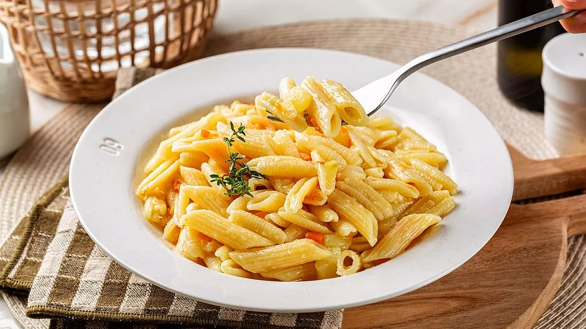 Succulenta pasta e patate napoletana - IS: 1987938394