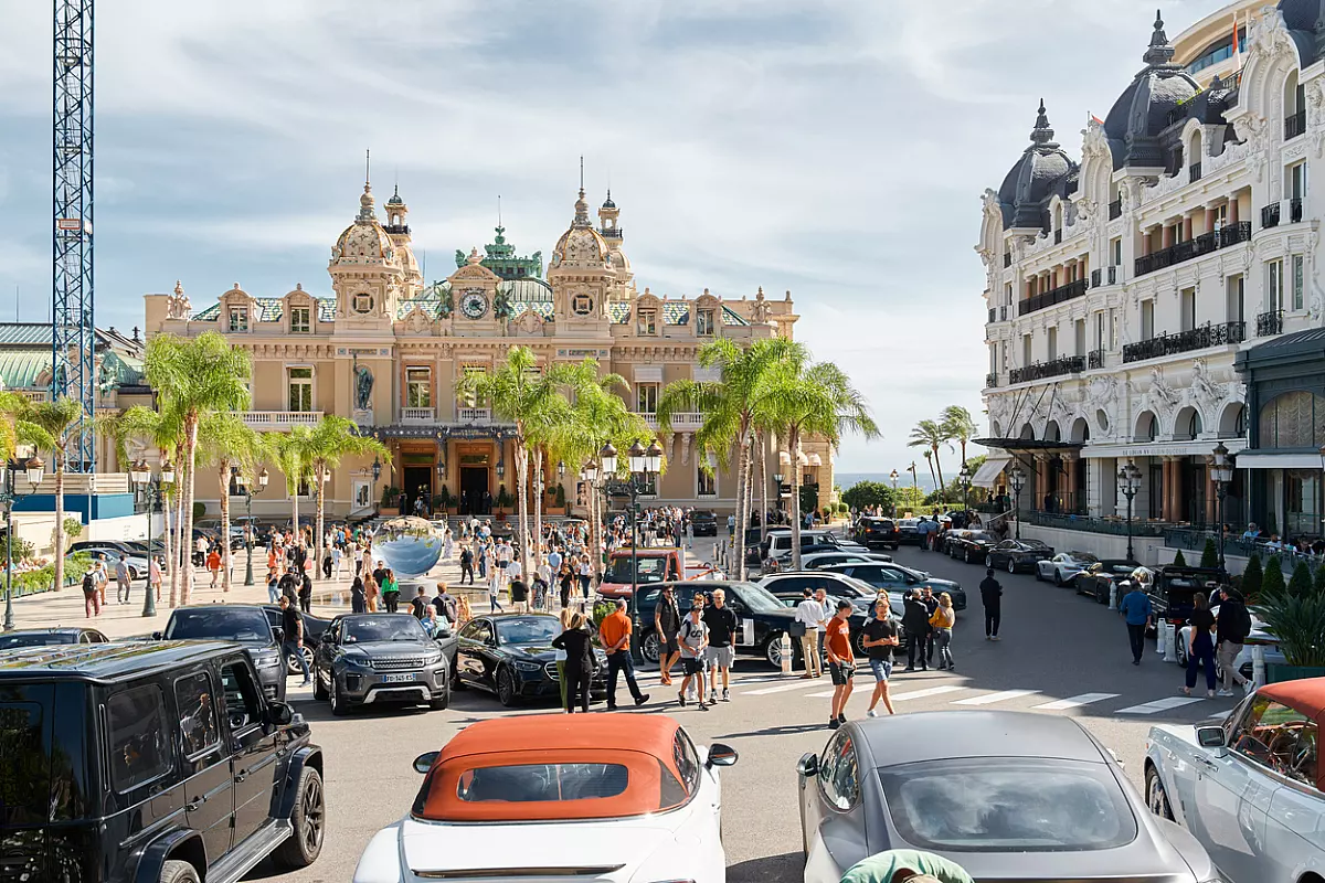 Hotel de Paris Monaco (foto @Vladimir Drozdin - IStock.com/solo uso editoriale)