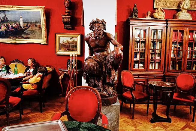 Interno dell'Antico Caffè Greco di Roma di Via Condotti