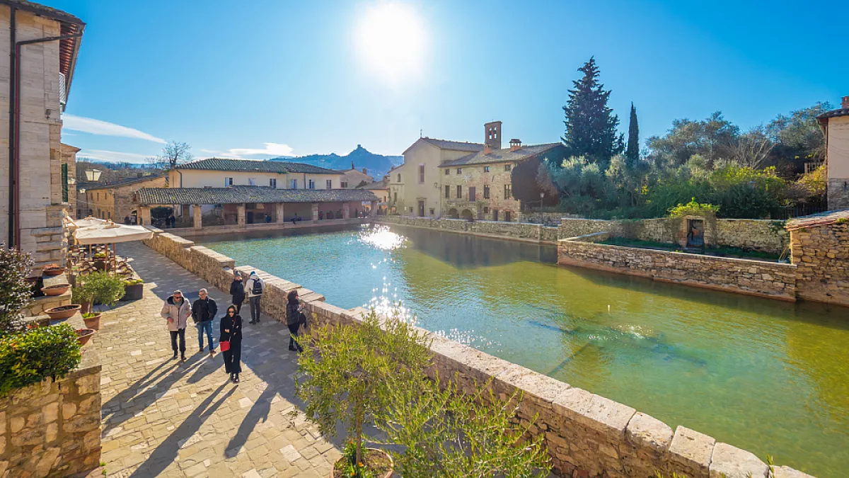 Bagno Vignoni, cosa vedere e cosa mangiare. Ph. @ValerioMei, Shutterstock.com/solo uso editoriale