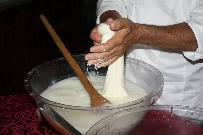 Caciocavallo degli Alburni