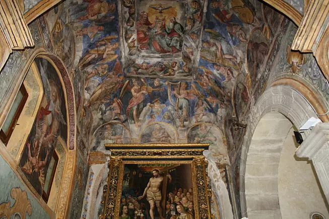 Ottati, interni della Chiesa di San Biagio