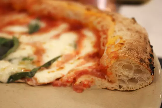 Pizza napoletana