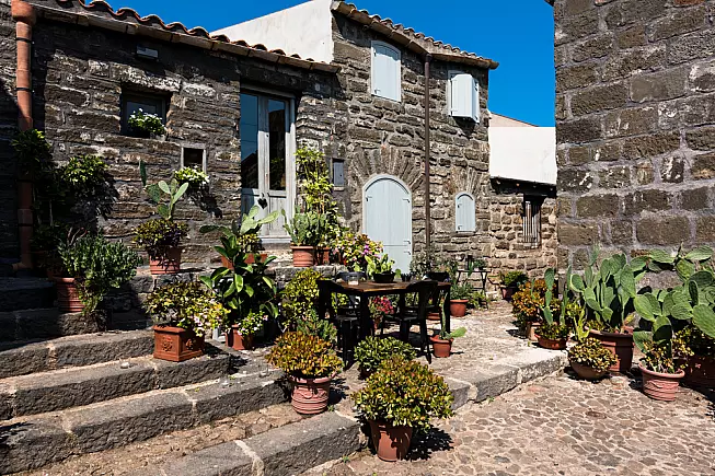 Lenticchia di Ustica, cosa vedere a Ustica