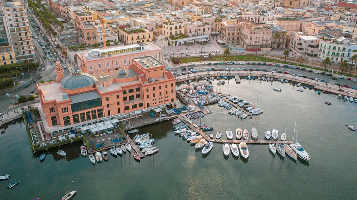 Bari, cosa vedere e cosa mangiare