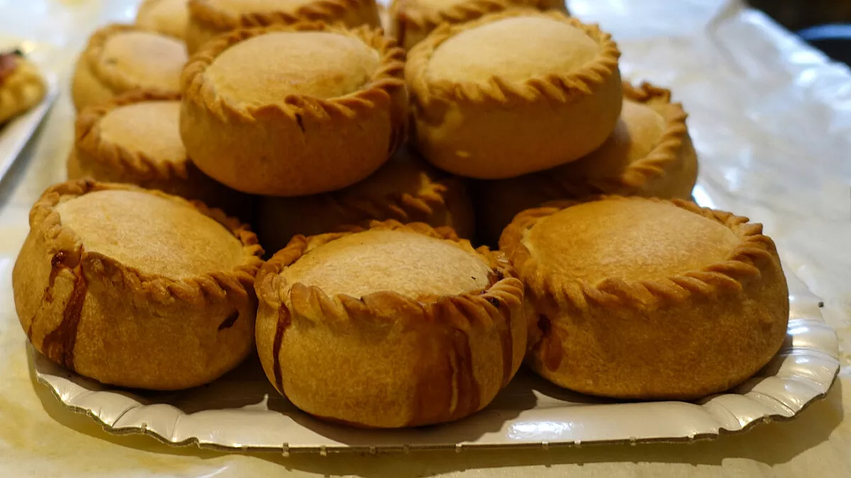 Panadas sarde