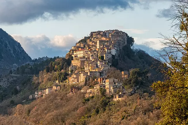 @essevu/shutterstock.com