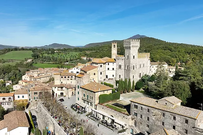 @ItalyDrones/shutterstock.com
