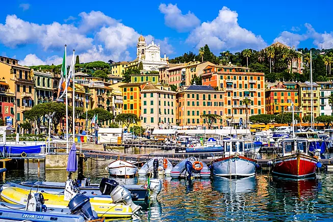 @FooTToo/shutterstock.com solo per uso editoriale