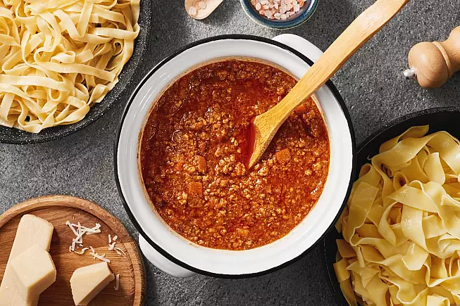 Rag&ugrave; bolognese