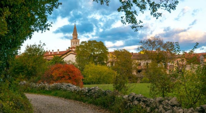 Festa del vino e dell’aglio di Nova Vas: 14-15 luglio 2018