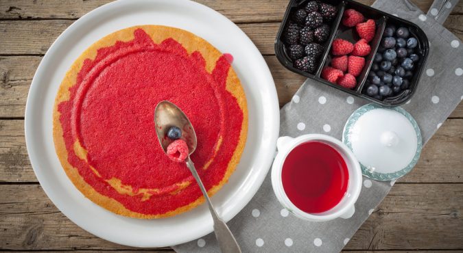 Sponge Cake Moisten With Liquor