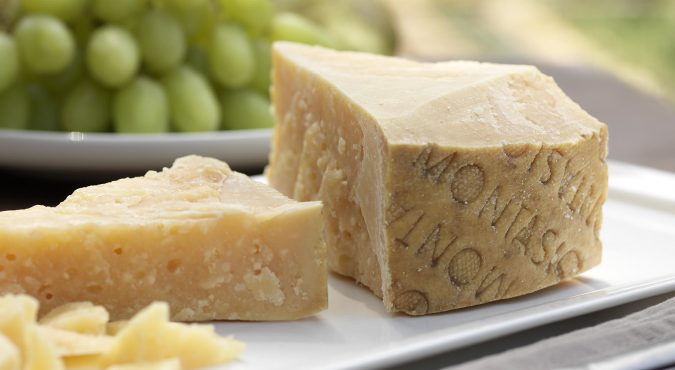 Un viaggio sensoriale alla scoperta del formaggio Montasio