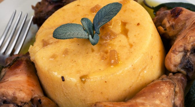 Polenta with rabbit meat