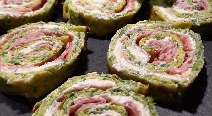 Rotolo salato con funghi, formaggio e speck la ricetta
