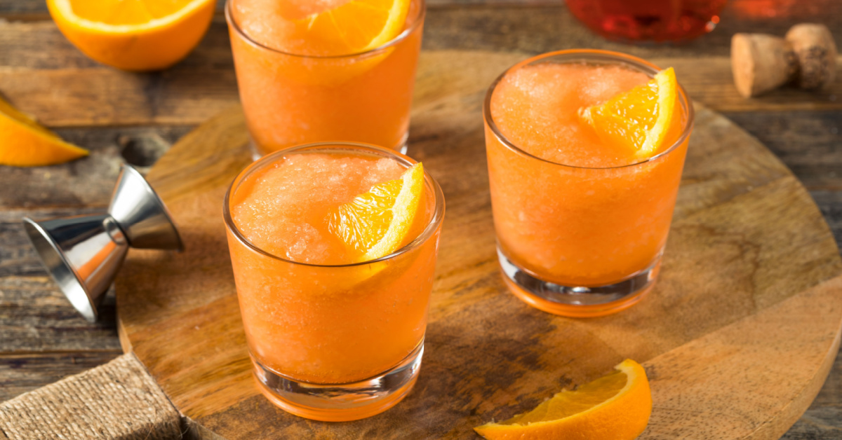 Rinfrescatevi con stile Frozen Aperol Spritz, il cocktail trend delle